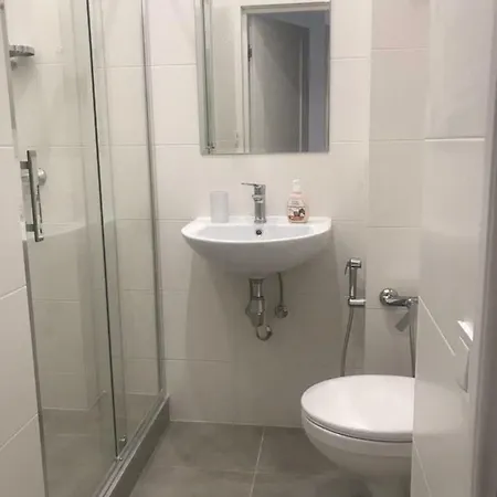 Mikonos Beach Apartment Odesa